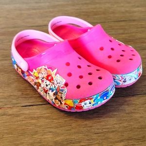 Paw Patrol Crocs girls sz 10c